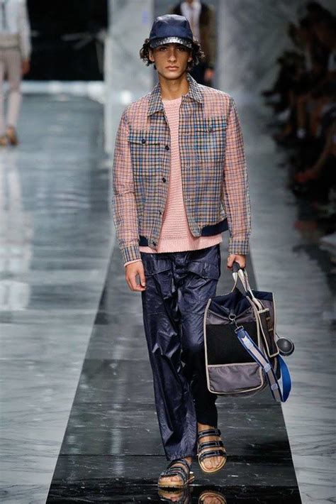 fendi ss18 runway|Fendi Spring 2018 Menswear Collection .